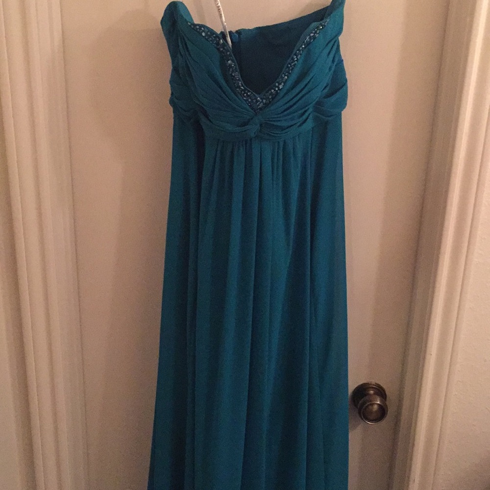 Teal Bridesmaids dress from David’s Bridal